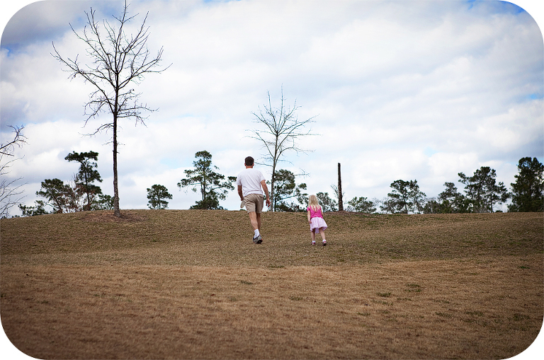 kate-and-pop-walk